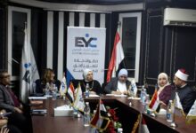 الصحة تشارك في حلقة نقاشية لدعم حقوق مرضى الزهايمر وكبار السن