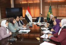 محافظ القليوبية يعقد اجتماع بمسؤولي ملفات التقنين والمتغيرات المكانية والتصالح