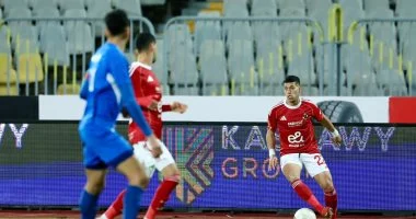 "بالعافية" الأهلى يحصل على ثلاث نقاط ويتغلب على سموحه بهدف يتيم