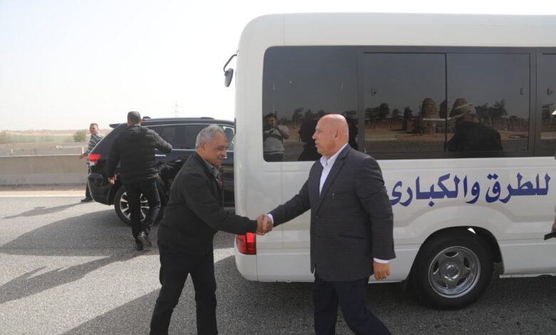وزير الصناعة والنقل يتفقدمواقع العمل بمشروع تطوير ورفع كفاءة الطريق الدائري الإقليمي