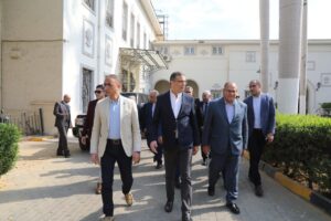 وزير الزراعة ومحافظ الجيزة يتفقدان المتحف الزراعي ويشيدان بأعمال التطوير 