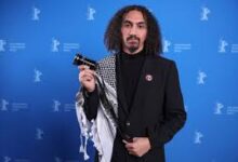 وزير ألماني يغادر " مهرجان برلين السينمائي بسبب المخرج عبد الله الخطيب