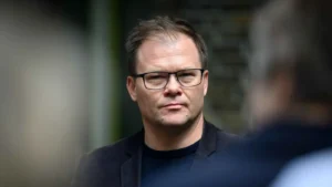 وزير ألماني يغادر " مهرجان برلين السينمائي بسبب المخرج عبد الله الخطيب