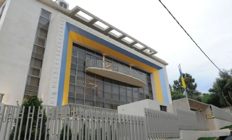 نائب لبناني يتهم السفارة الأوكرانية في بيروت بالتورط في إخفاء عميل إسرائيلي