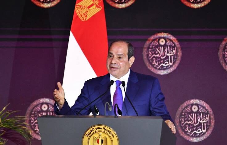 الرئيس السيسي: الدولة تدركُ حجم الضغوط التي يتحملها المواطن في هذه الظروف