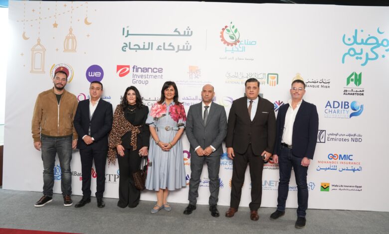 وزير العمل يشارك في تجهيز مساعدات رمضانية للأسر الأولى بالرعاية