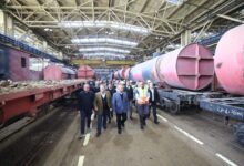 وزير النقل يتفقد ورش عربات جبل الزيتون بالإسكندرية المتخصصة في إجراء العمرات والتطوير