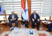 نقيب المحامين بالمحافظة يهنئ رئيس جامعة كفر الشيخ بصدور القرار الجمهوري