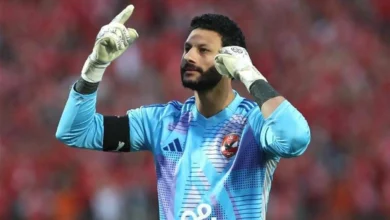 "البلوجر" رنا أحمد تعلنا أنها "زوجة قائد النادي الأهلي والمنتخب ومحاميه يقاضيها