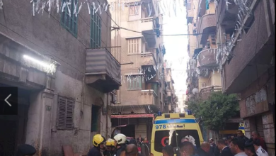 مصرع ثلاثة أشخاص إثر انهيار سقف بعقار مكون من طابقين بمحرم بك بالاسكندرية