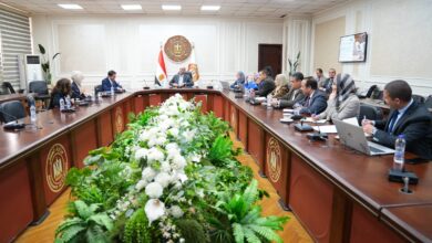 .وزير العمل يلتقي وفد مبادرة "الاستثمار من أجل التوظيف"