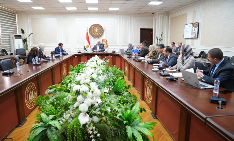 .وزير العمل يلتقي وفد مبادرة "الاستثمار من أجل التوظيف"