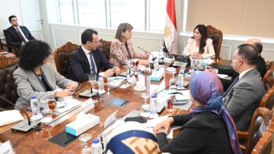 وزيرة الإسكان تستقبل وفدًا من البنك الدولي لبحث التعاون ومناقشة ملفات العمل المشتركة