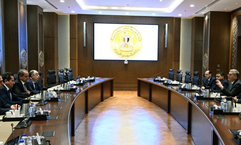 مباحثات مصرية - لبنانية لتعزيز وتوسيع التعاون في قطاع البترول والغاز