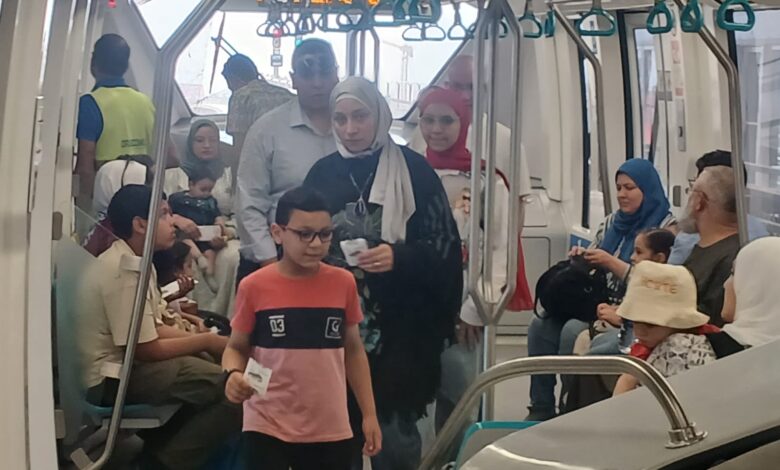 إقبال كبير على مونوريل شرق النيل فى رابع أيام عيد الأضحى المبارك
