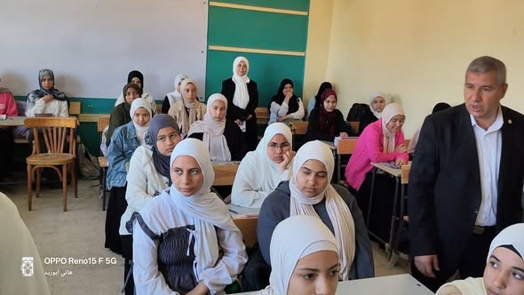 وكيل وزارة التعليم بالشرقية يفاجئ 4 مدارس بادارة ههيا