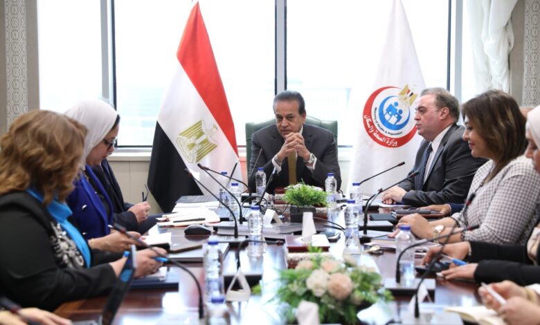 وزير الصحة يبحث مع جامعة “جلوبال تك” الإسبانية التعاون في التدريب والتعليم الطبي