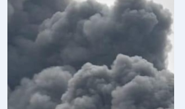حريق ضخم يلتهم مصنعًا بكفر أبو جمعة بمحافظة القليوبية