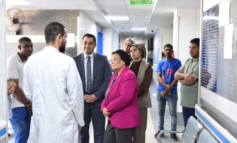 نائب وزير الصحة تجري جولة موسعة بقنا لمتابعة الاستراتيجية السكانية