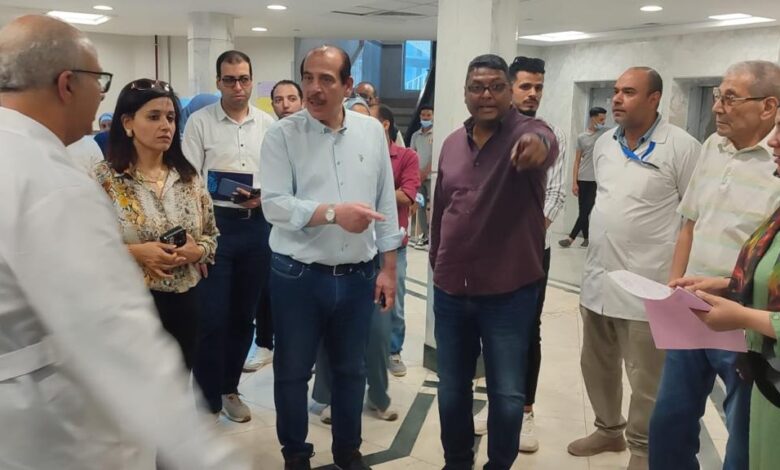 نائب وزير الصحة يُجري جولة تفقدية موسعة بمحافظة البحر الأحمر