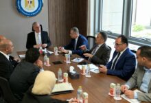 وزير البترول والثروة المعدنية يناقش مع نواب البرلمان مطالب واحتياجات المواطنين