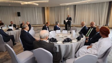 وزير النقل يلتقي رؤساء ووفود اتحادات غرف التجارة والصناعة والزراعة للبلاد العربية
