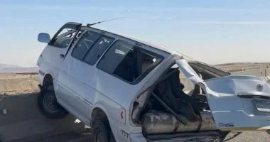 بسبب انفجار الإطار الأمامي لميكروباص :مصرع سيدة وإصابة 3 وإنقاذ 9 ا بترعة الفاروقية بمركز دار السلام،