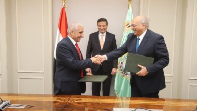 وزير الزراعة يشهد توقيع مشروعين تنمويين بين "بحوث الصحراء" و "أكساد"