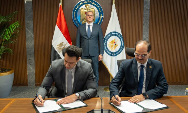 وزير البترول يشهد توقيع اتفاقية جديدة مع هاربور إنرجي وتوقيع مذكرة مبادئ مع إيني