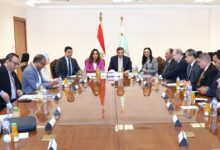 اجتماعاً موسعاً لبحث آليات تنفيذ مبادرة "القرية المنتجة"