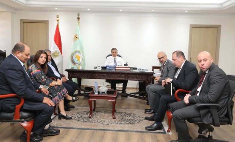 وزير الزراعة يستقبل ممثلي شركة "بيتي ـ احدى شركات المراعي" لبحث ضخ استثمارات جديدة
