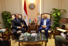 وزير النقل يبحث مع سفير جمهورية أوزبكستان تعزيز التعاون المشترك في مجالات النقل واللوجستيات