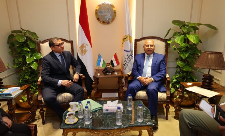 وزير النقل يبحث مع سفير جمهورية أوزبكستان تعزيز التعاون المشترك في مجالات النقل واللوجستيات
