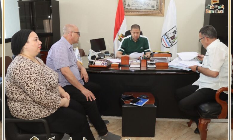 سكرتير العام محافظة بنى سويف يُناقش خلال اجتماعه بلجنة الموارد البشرية بديوان العام