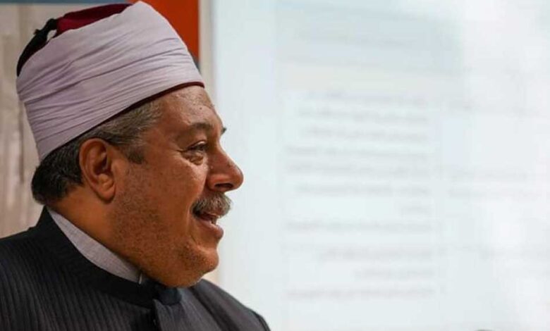 حظر الهواتف المحمولة على الملاحظين والعاملين داخل اللجان امتحانات الشهادة الثانوية الأزهرية 2026