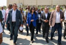 وزيرة الإسكان تقوم بجولة تفقدية موسعة بمشروع "حدائق تلال الفسطاط"