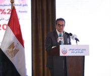 وزير الصحة يشهد إطلاق البرنامج الوطني للقابلة