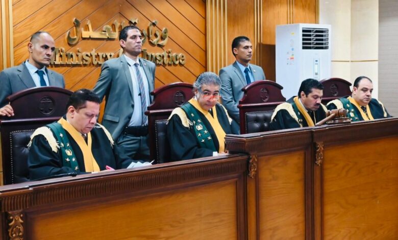 الإعدام شنقا للمتهم بقتل طليقته أمام طفليها بسبب الرؤية فى المنوفية