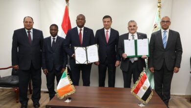 وزير الزراعة يبحث مع وزير الثروة الحيوانية والسمكية الإيفواري تعزيز سبل التعاون المشترك