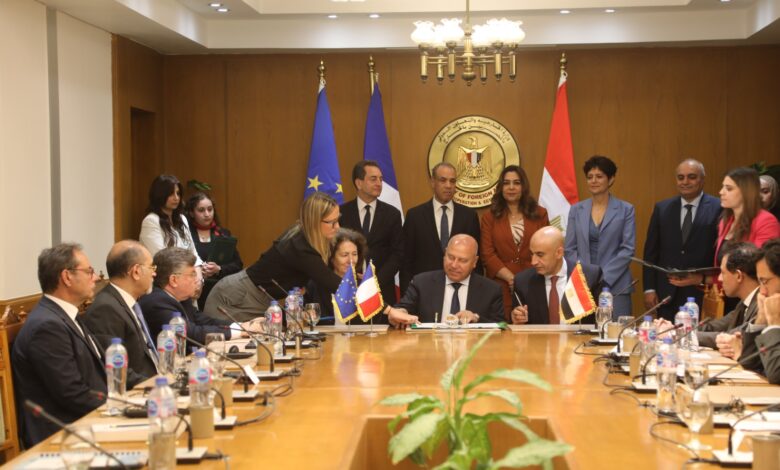 وزير النقل يوقع خطاب نوايا لإنشاء مدرسة للتكنولوجيا التطبيقية بمعهد وردان