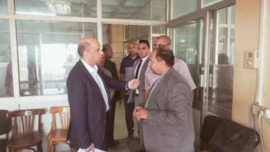 قام وزير العمل حسن رداد، بزيارة مفاجئة إلى منطقة عمل العاشر من رمضان التابعة لمديرية العمل بمحافظة الشرقية، والتي تضم مكتب عمل يقدم حزمة متكاملة