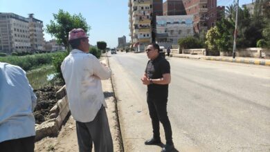 رفع كفاءة النظافة العامة بمداخل ومخارج مدينة قلين