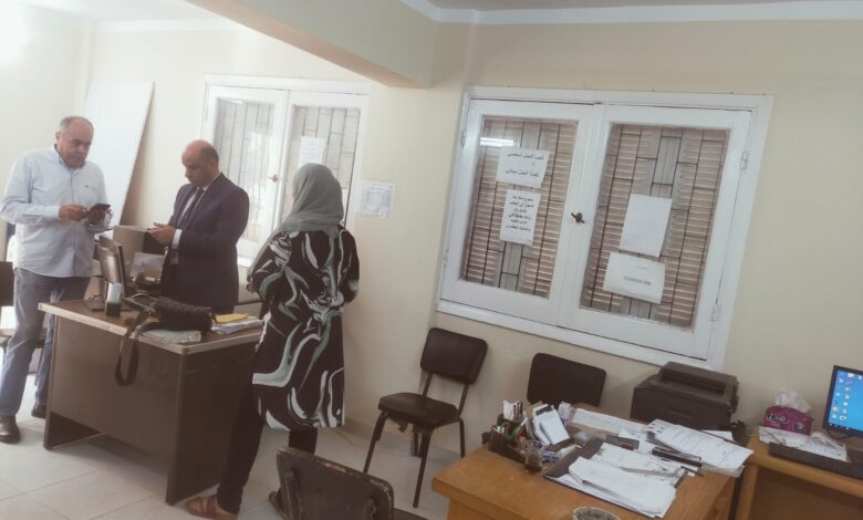 زيارة مفاجئة لوزير العمل لمكاتب العمل بالقليوبية