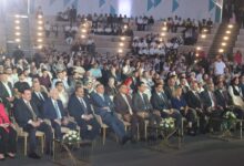 محافظ القليوبية ورئيس مجلس أمناء جامعة بنها الأهلية يشهدان احتفالية تخريج أول دفعة من طلاب الجامعة