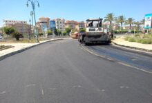 وزيرة الإسكان تتابع تنفيذ خطط تطوير ورفع كفاءة شبكات الطرق والمرافق الأساسية بعددٍ من المدن الجديد