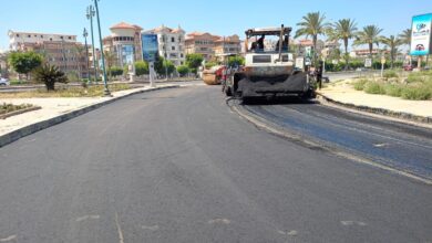 وزيرة الإسكان تتابع تنفيذ خطط تطوير ورفع كفاءة شبكات الطرق والمرافق الأساسية بعددٍ من المدن الجديد