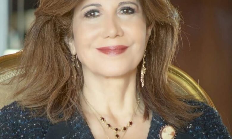 في أولى حلقات "نساء النيل" الروائية منى زكى : الرئيس السيسي منح المرأة مكانتها المستحقة
