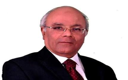 محمد عطية الفيومي: تصدر مصر لأفريقيا لجذب الاستثمار الأجنبيو يعكس ثقة عالمية متزايدة في الاقتصاد المصري