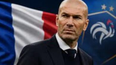 زين الدين زيدان يحقق حلمه بقيادة منتخب فرنسا