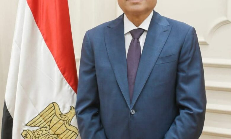 محافظ القاهرة لن تتهاون مع أي مخالفة بناء
